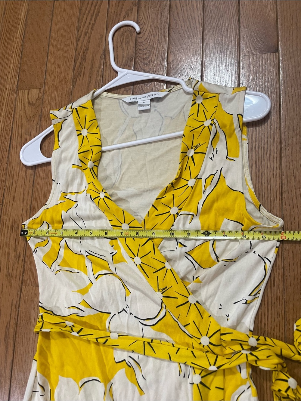 Diane Von Furstenberg Yellow and White Floral Wrap Dress - Picture 4 of 6